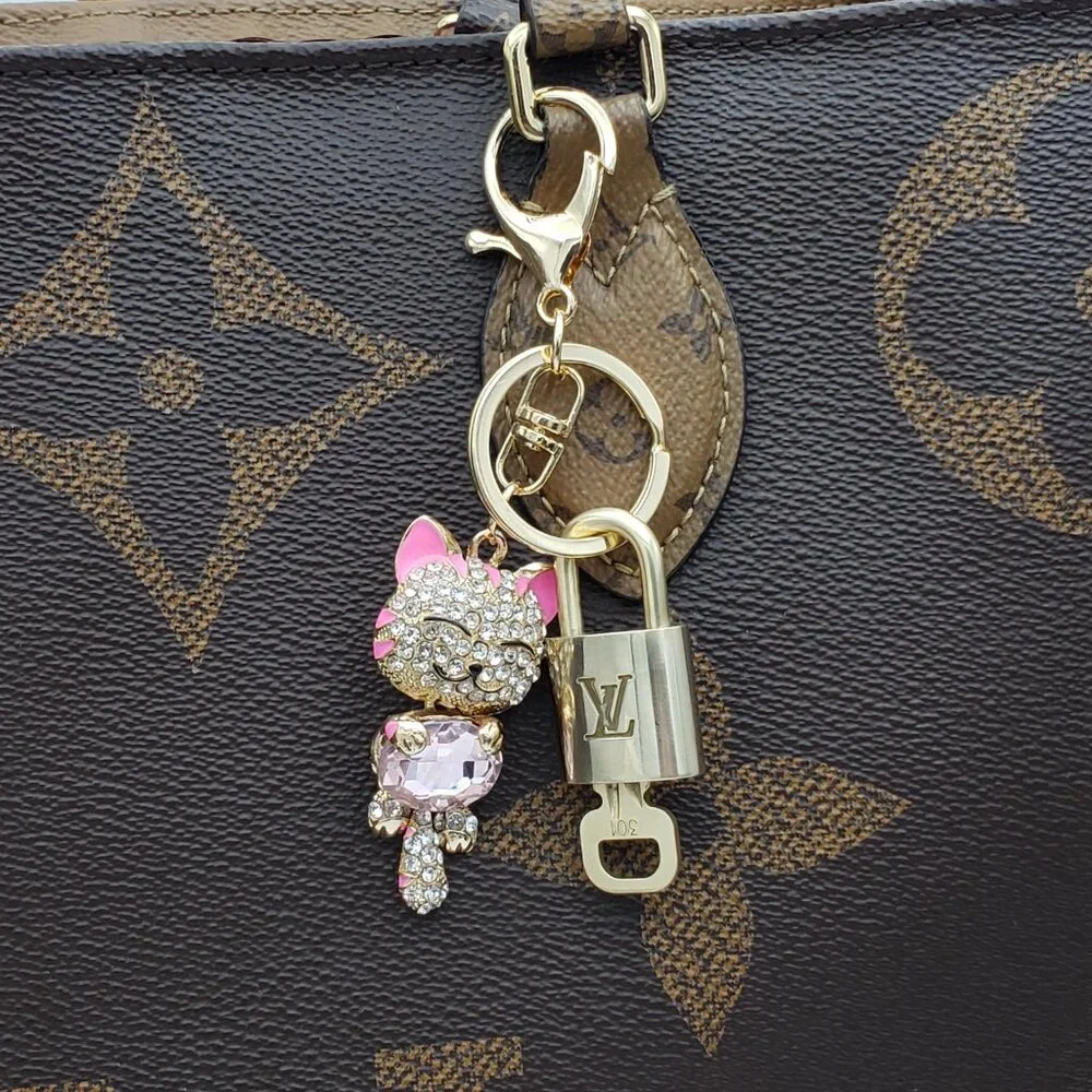 Authentic Louis Vuitton Lock & Key Gold ✨ Unbranded Cat Keychain Bag Charm LV